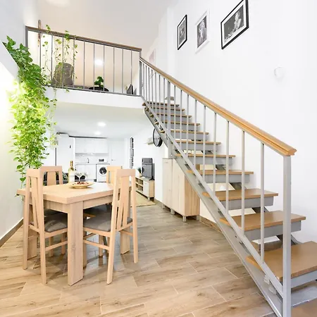 Nomad Urban Duplex Malaga