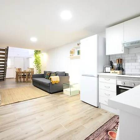 Nomad Urban Duplex *