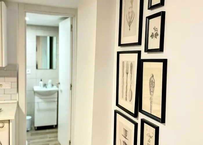 Nomad Urban Duplex Малага